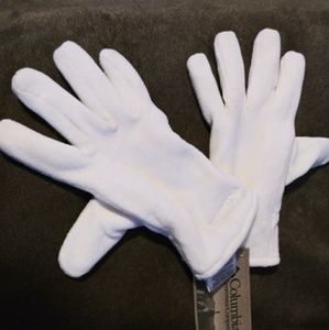 White Columbia gloves
